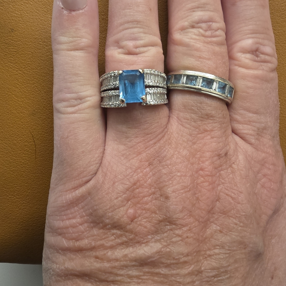 Elegant Blue Gemstone Silver Ring